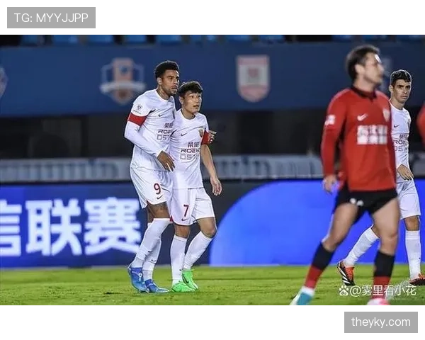 武磊连续三场关键战前插撕开防线，高效终结助球队领跑积分榜